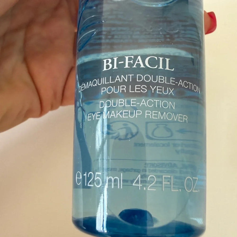 Lancôme Blue Makeup Remover - Picture 3 of 4